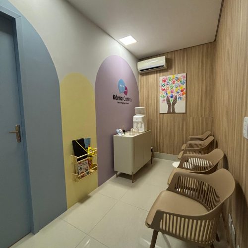 Kárita Fono - Consultório img 5